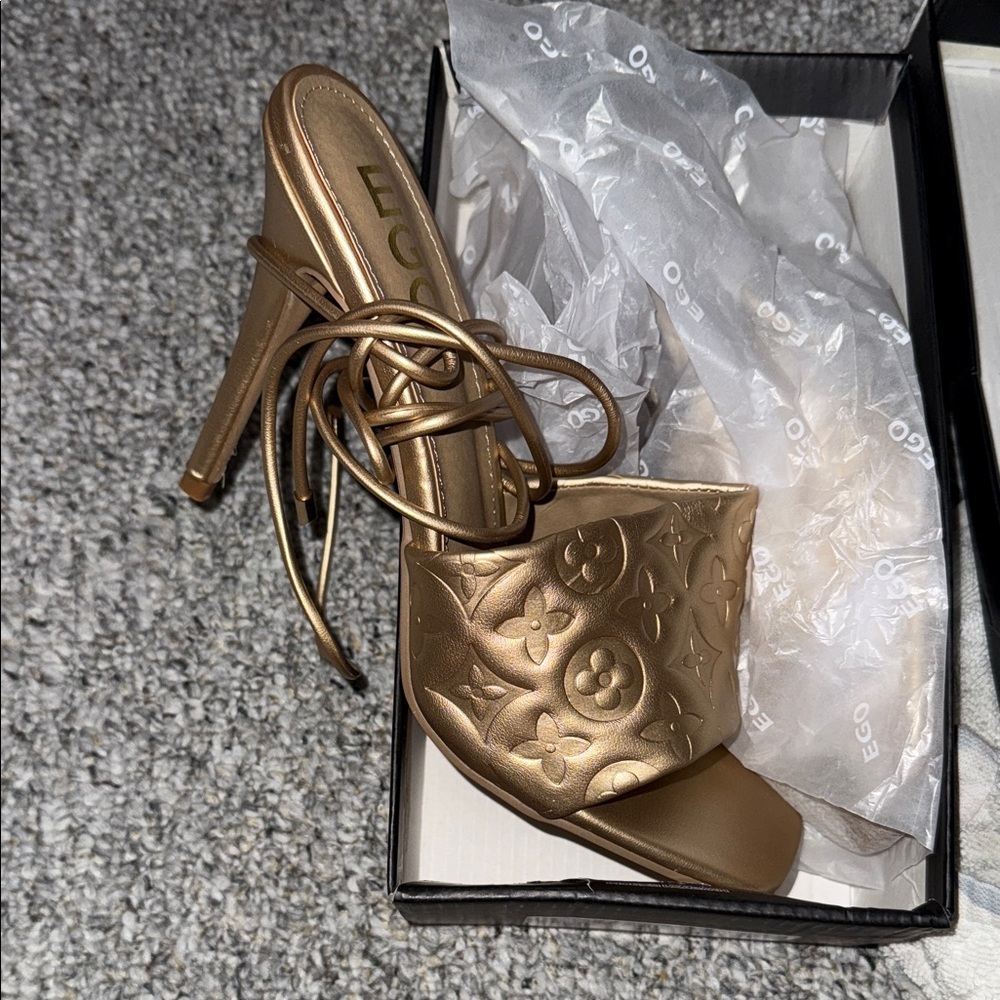 EGO Women's Bronze Embossed Heels